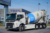 Volvo Trucks dostarcza pierwszą elektryczną betonomieszarkę